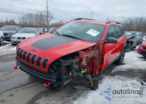2017 Jeep Cherokee Trailhawk 4X4 z USA, uszkodzony, nr VIN 1C4PJMBB7HW612691